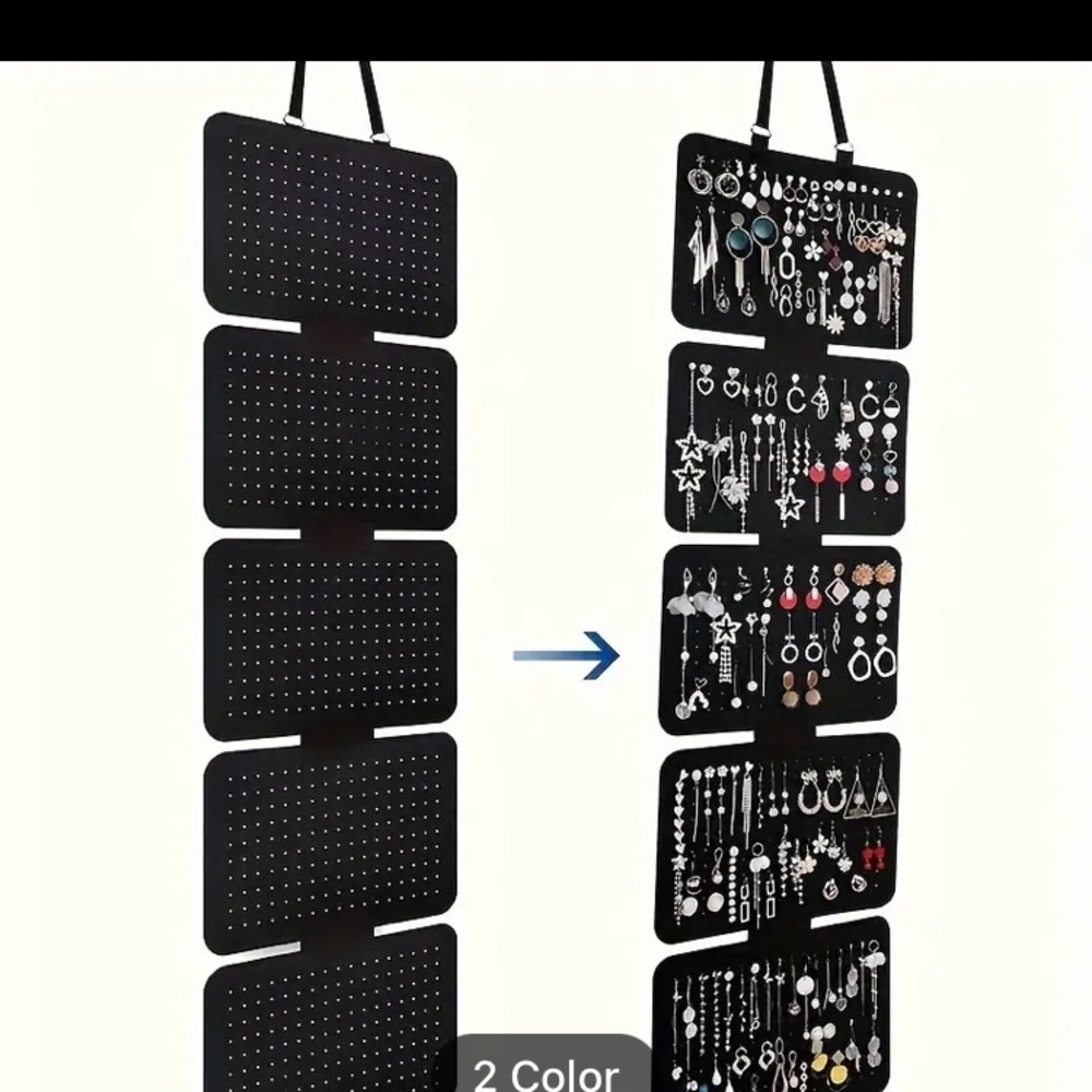 Black earring organizer all at a glance